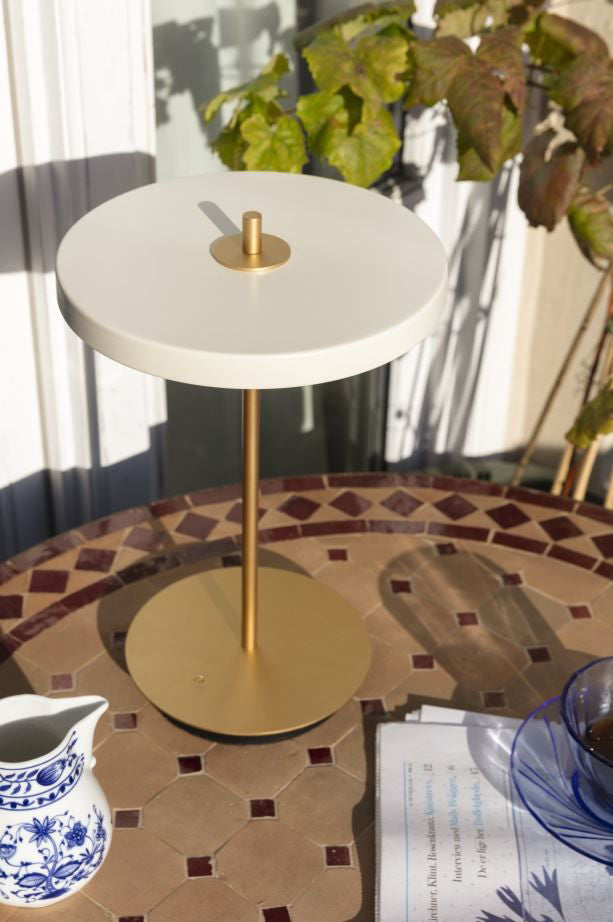 Asteria Move Trådløs Bordlampe - Pearl White- H: 30,6 cm - Umage