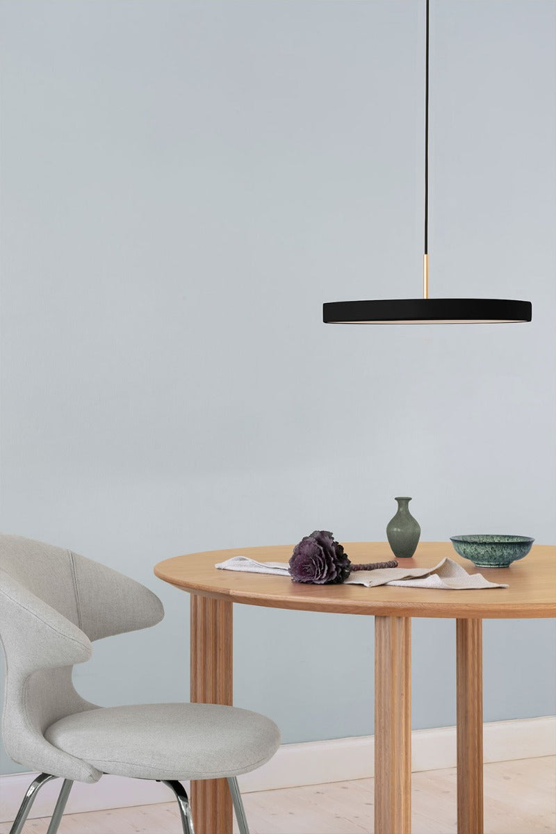 Asteria Pendel Plus Medium - Black / Brass - Ø: 43 Cm - Umage