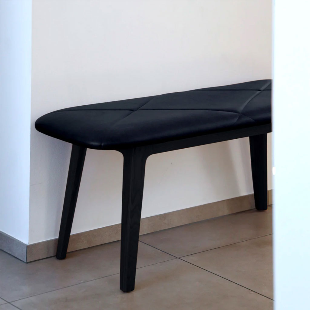 Nordic Bænk - Bøg Sort lak - Terra Black - SACKit