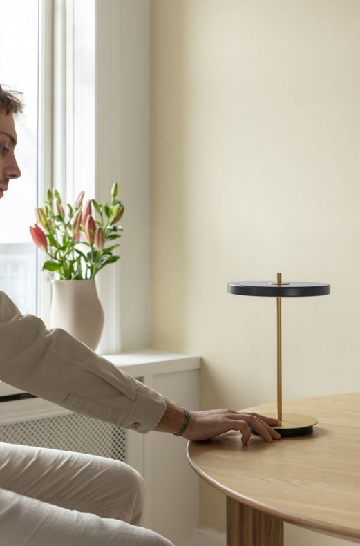 Asteria Move Trådløs Bordlampe - Anthracite Grey - H: 30,6 cm - Umage