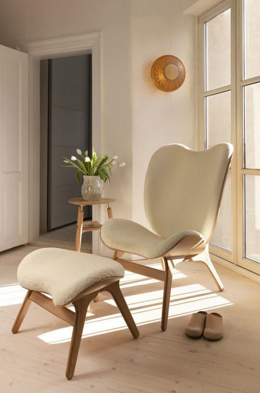 A Conversation Piece Tall Lænestol - Dark Oak / Teddy White - H: 106 cm - Umage