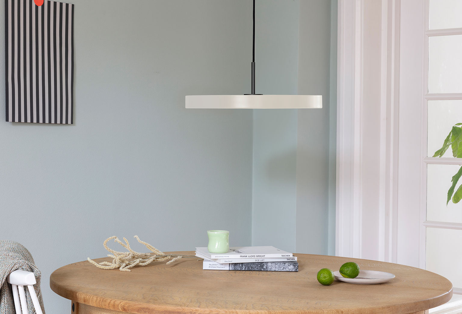 Asteria Pendel Plus Medium - Pearl White / Brass - Ø: 43 Cm - Umage