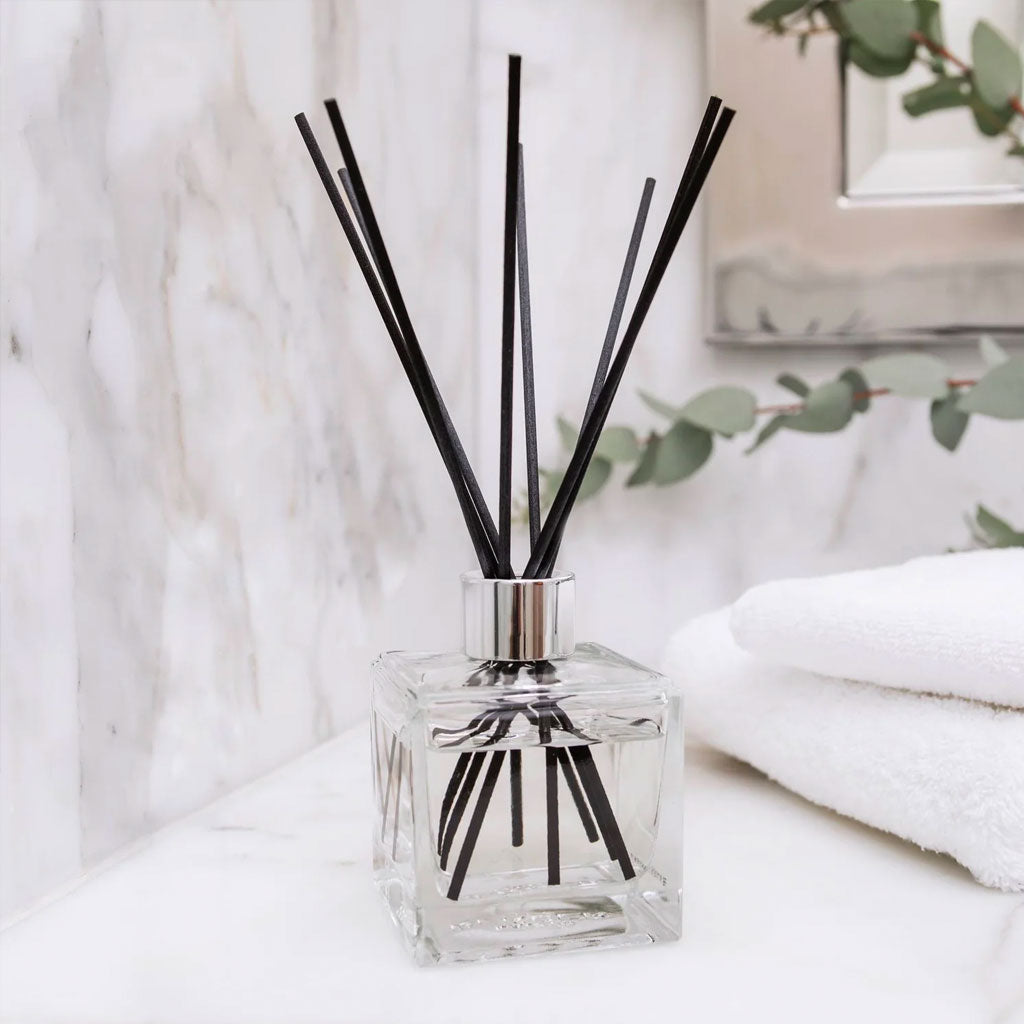 Amber Powder duftpinde - Cube Flakon Med Duftpinde - Maison Berger