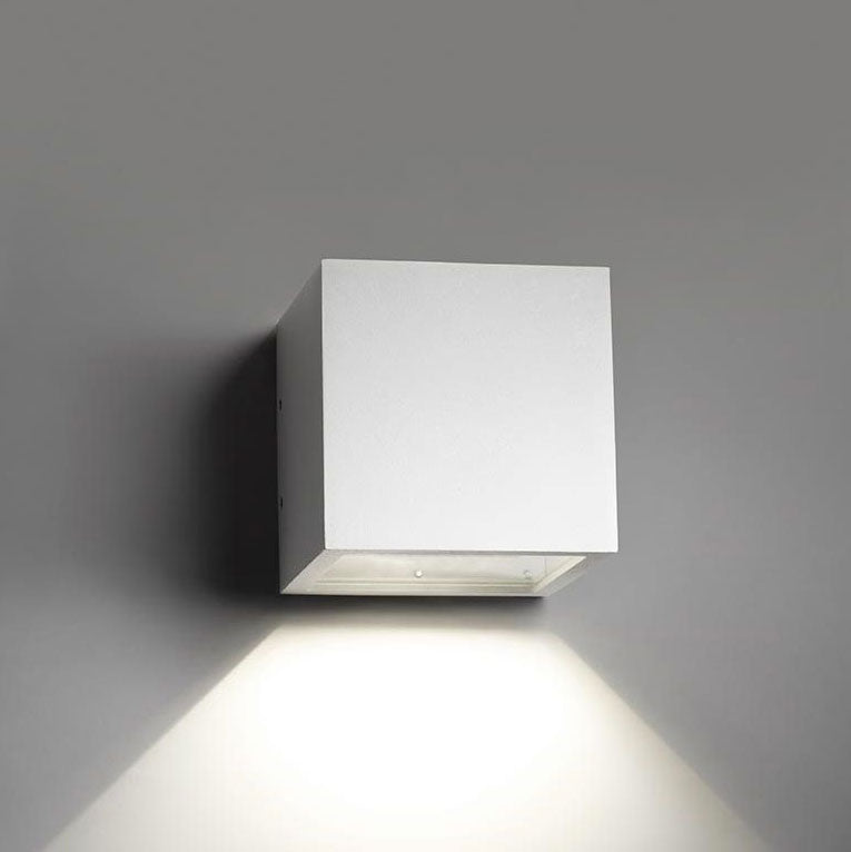 Cube Down LED - Light Point