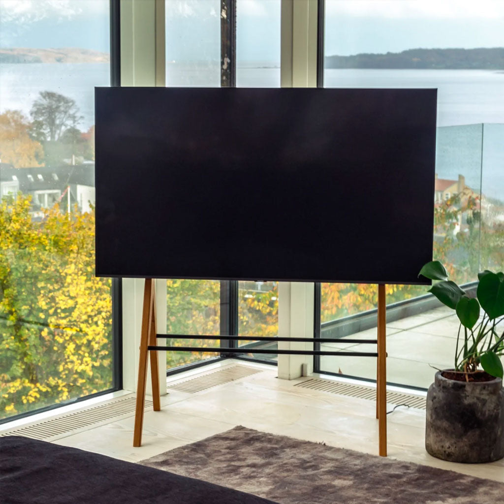 KAYA TV Stander - Eg - Kristian Juul