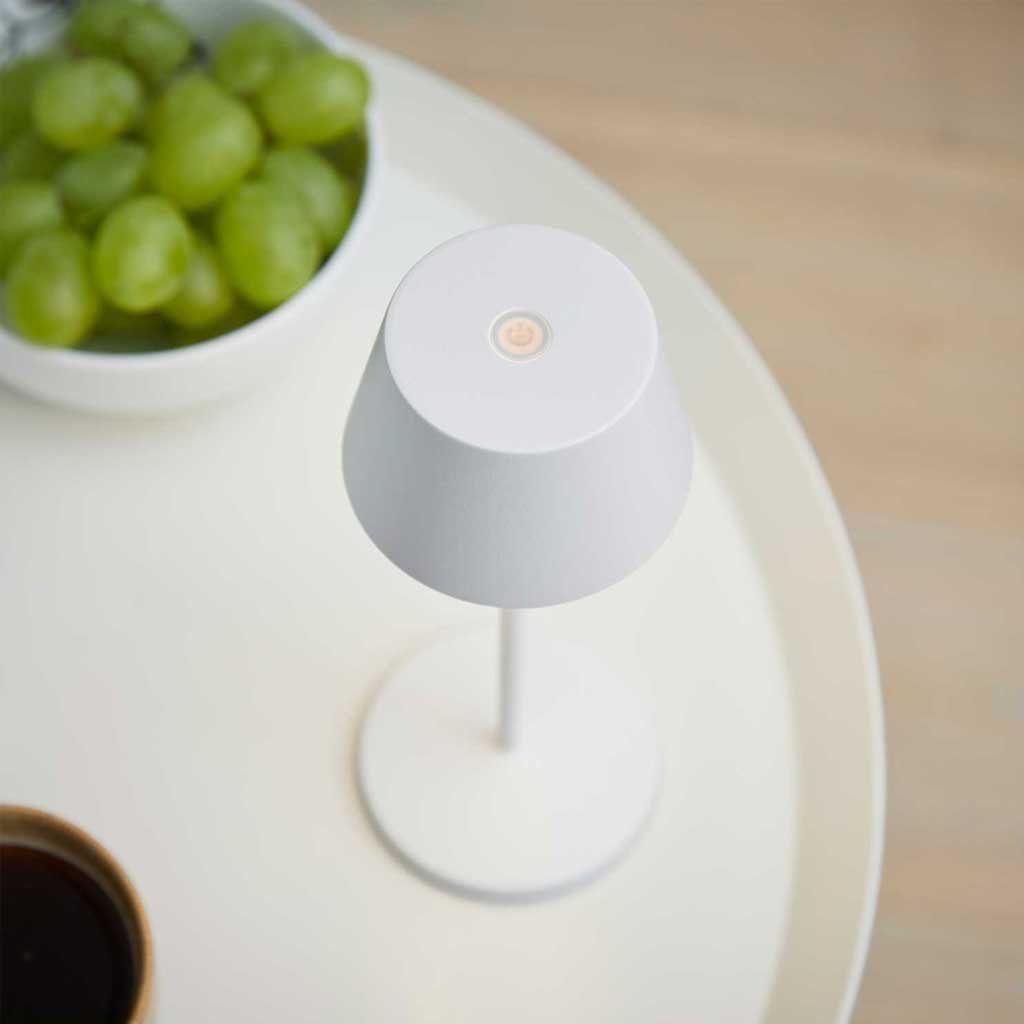 Modi Micro Bordlampe - Hvid - Loom Design