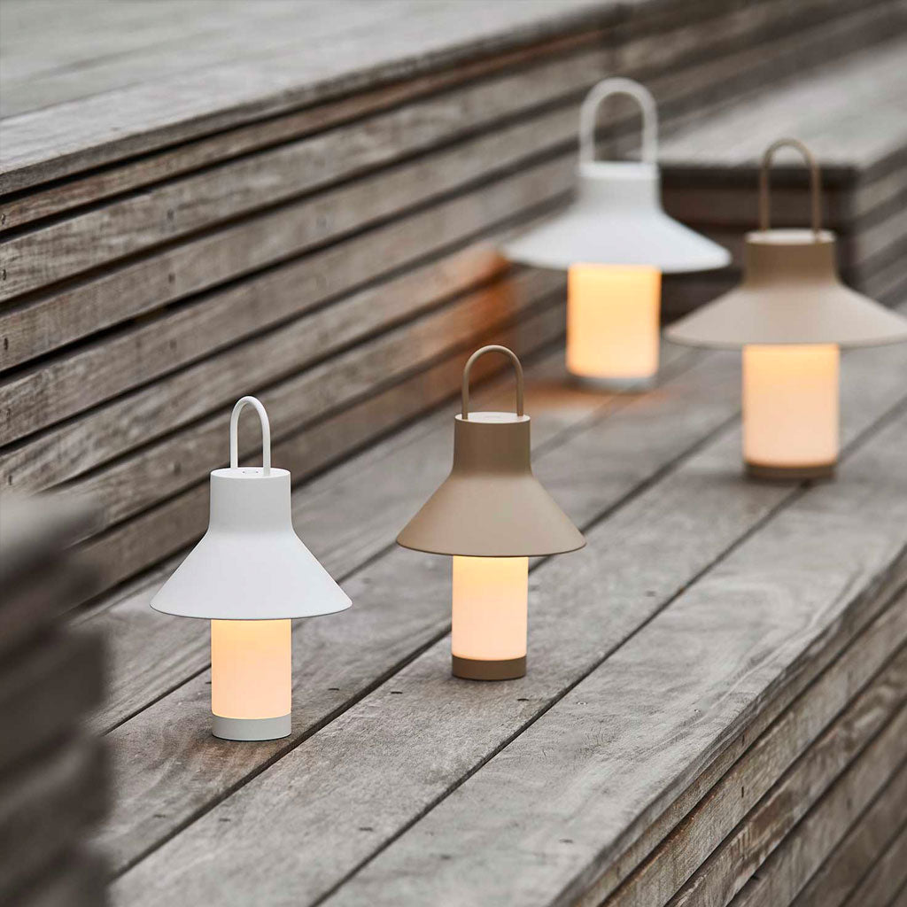 Shadow Batteri Bordlampe - Large - Hvid - Loom Design