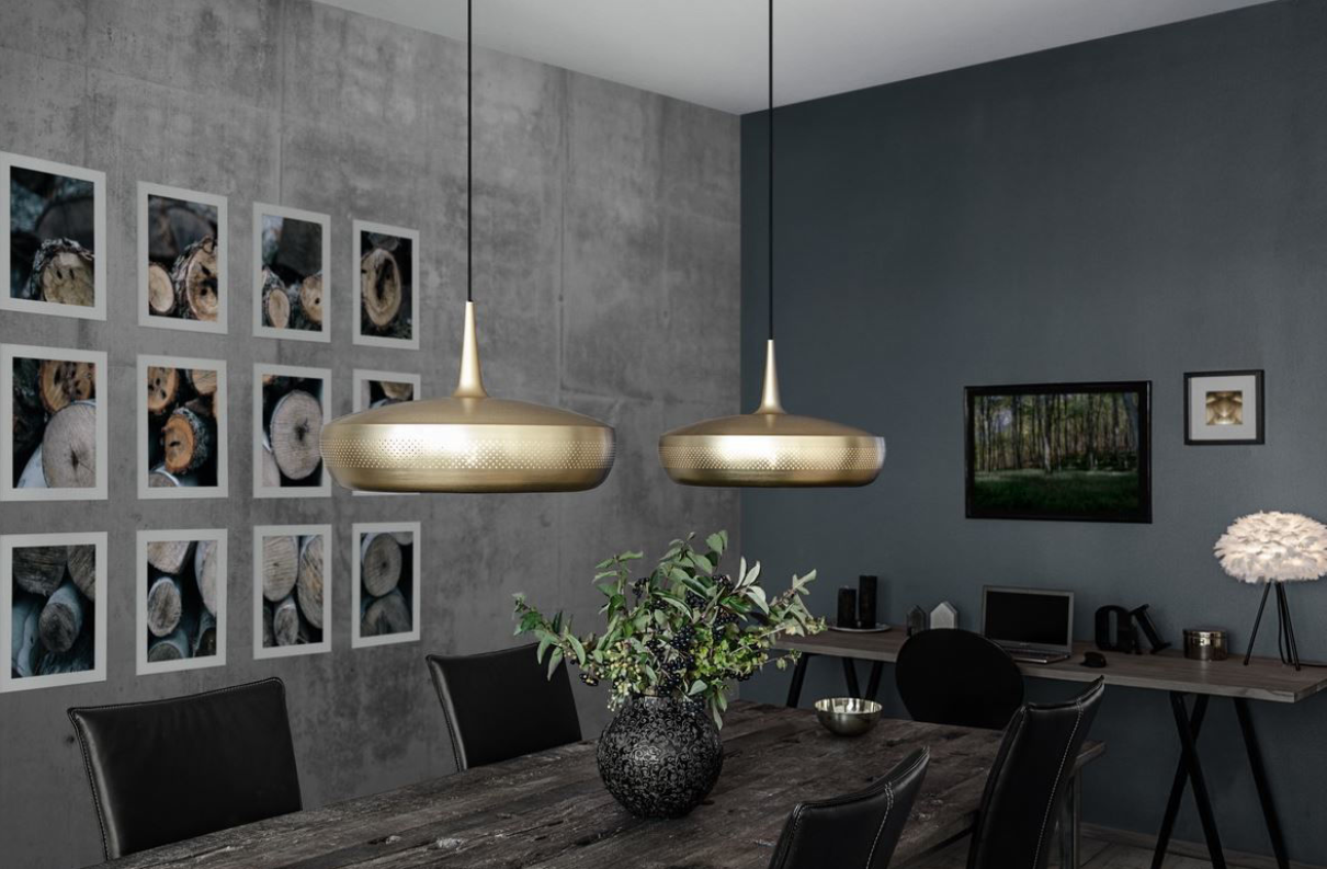 Clava Dine V2 - Børstet messing - Ø: 43 cm H: 28 cm - Umage