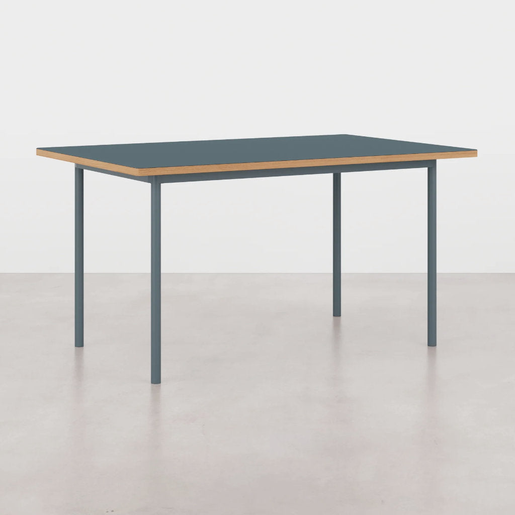 Essential spisebord - 140x90 - Dusty Blue - Tablelab