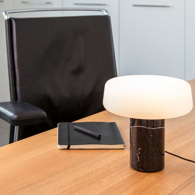 Solid bordlampe - Terence Woodgate