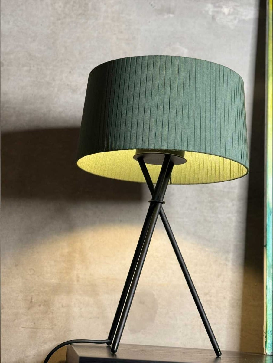 Tripode M3 bordlampe - Santa & Cole (UDSTILLINGSMODEL)