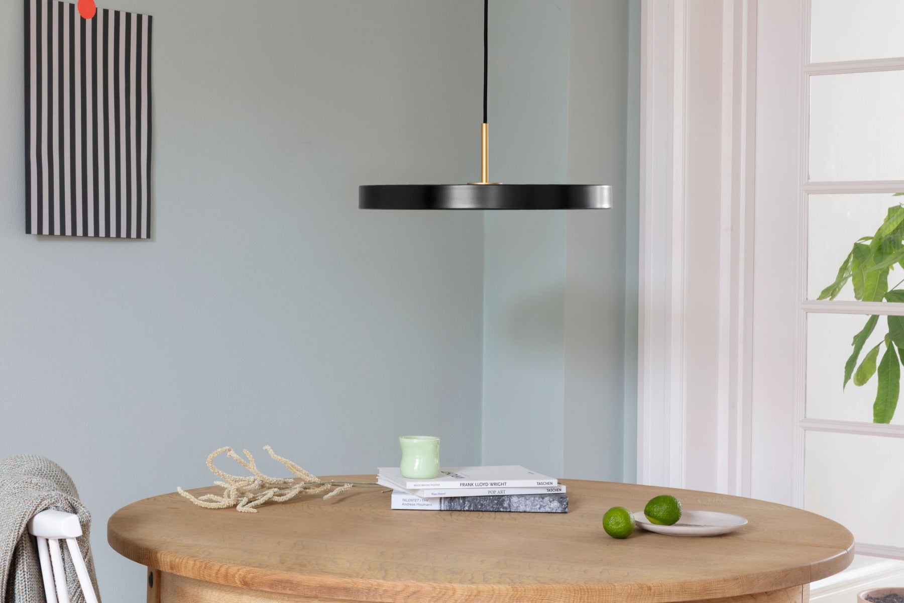 Asteria Pendel Medium - Black / Brass - Ø: 43 cm - Umage