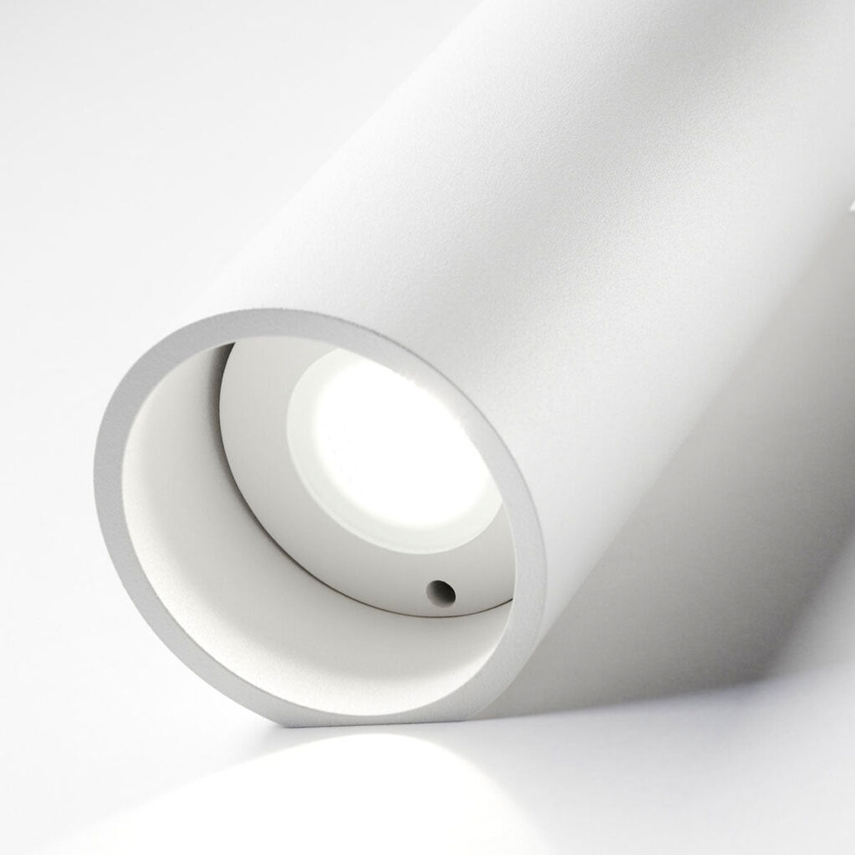 Zero W2 - Hvid - Light Point